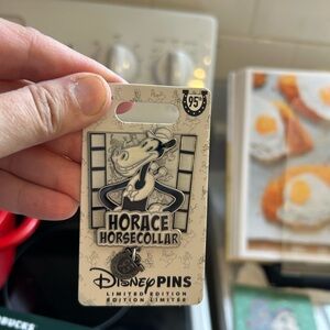 Disney pin trading Horace horsecollar 95th anniversary pin NWT horse